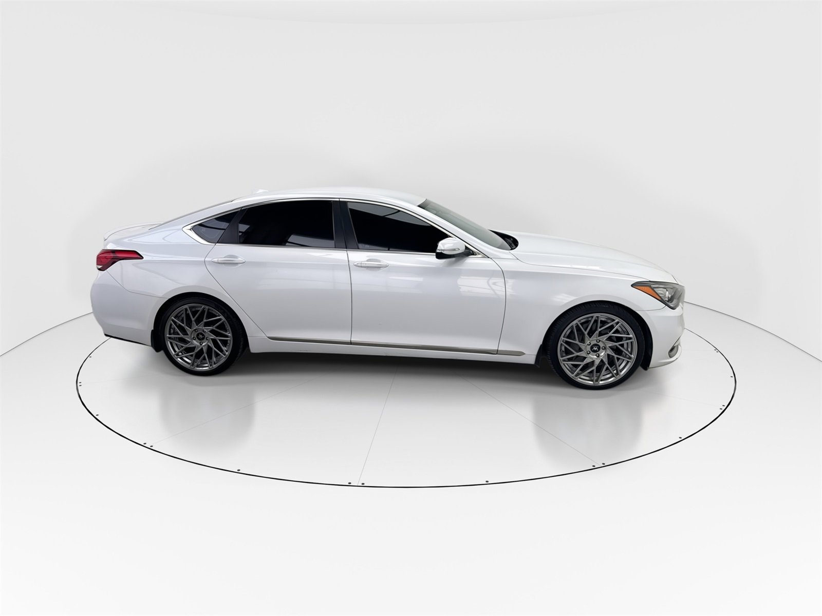 Used 2019 Genesis G80 3.8 image 9