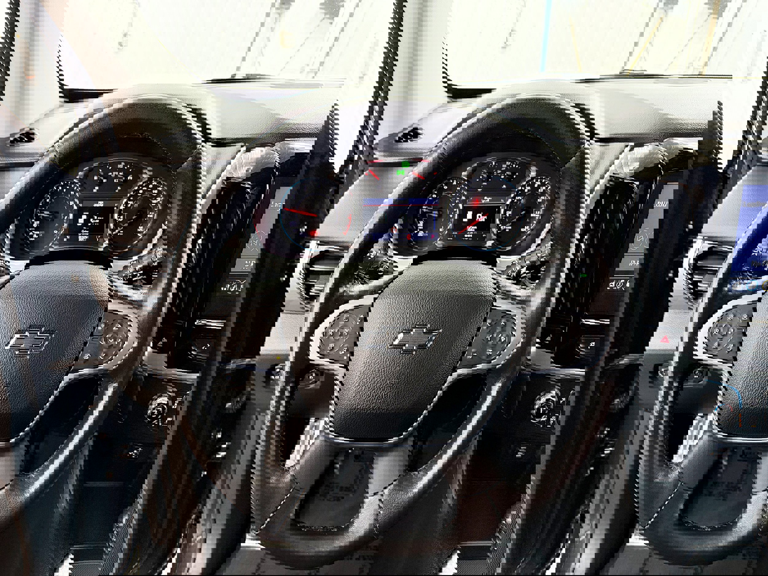 Used 2021 Chevrolet Traverse RS image 8