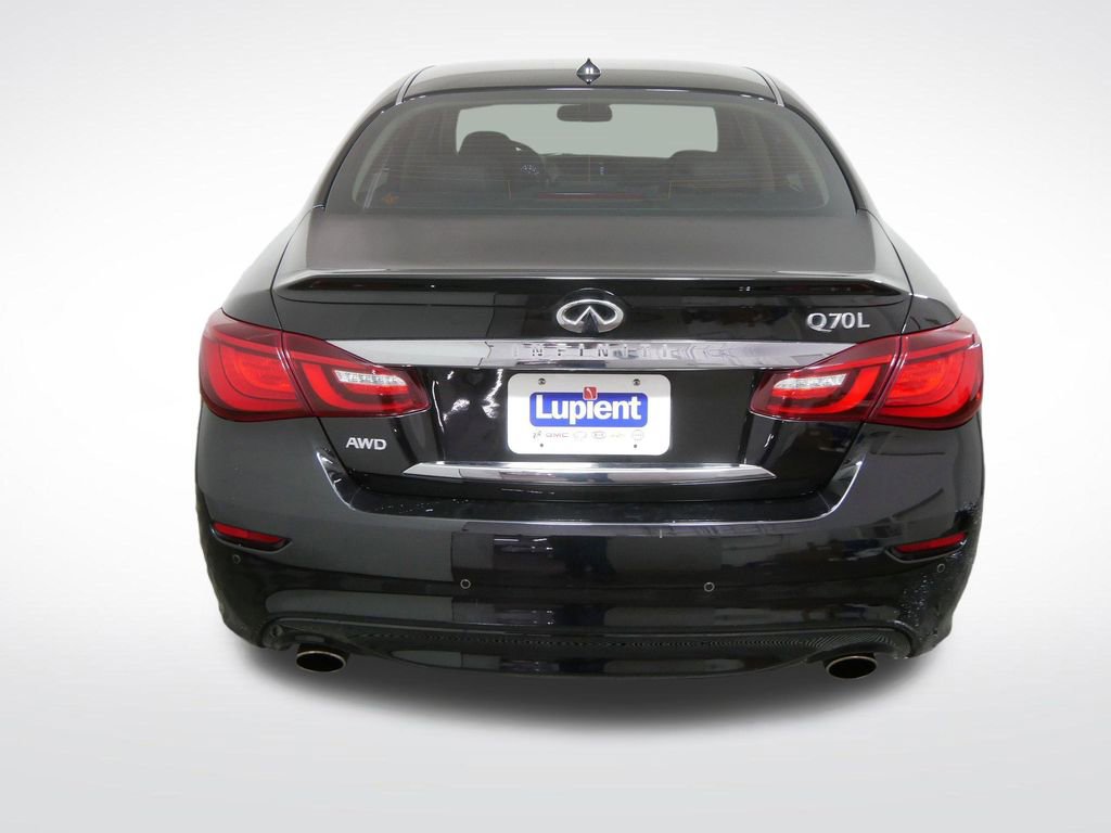 Used 2018 INFINITI Q70 L 3.7 AWD/4WD image 5