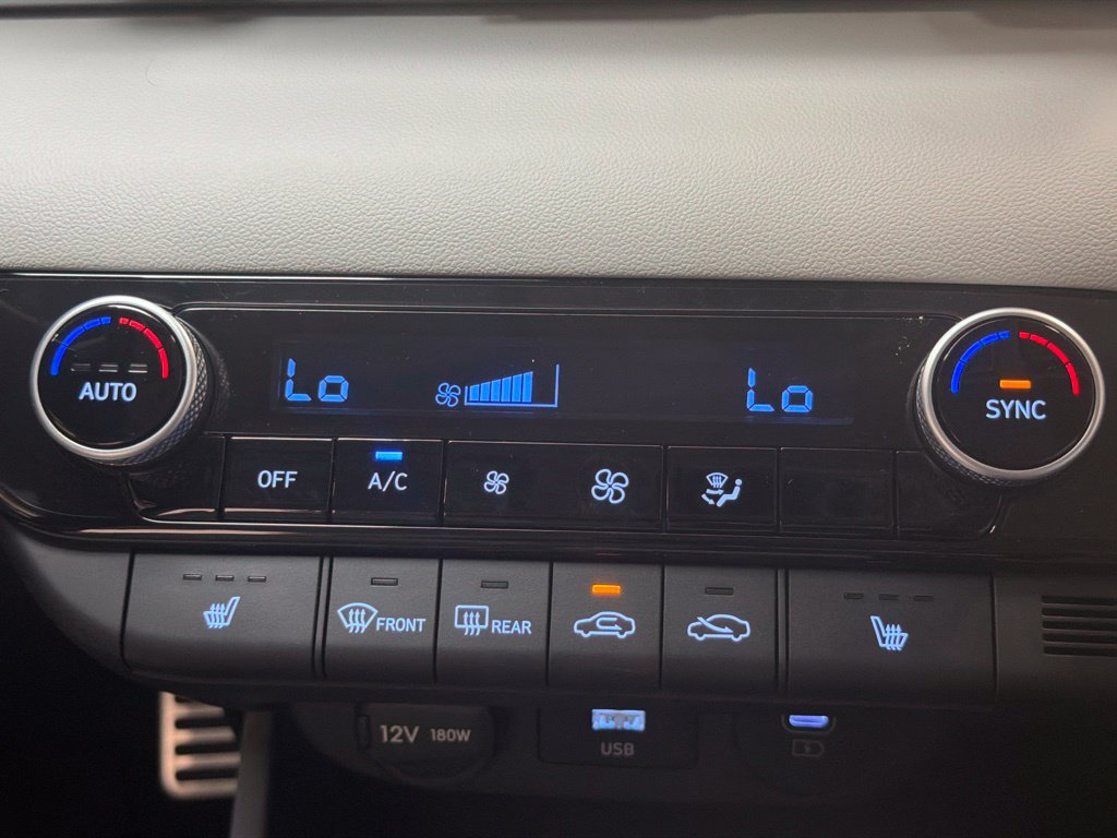New 2026 Hyundai Elantra SEL Sport FWD image 15