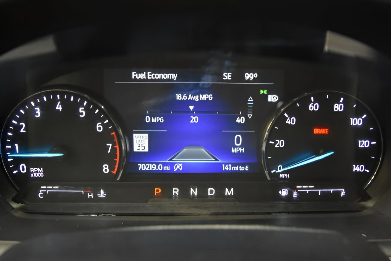 Used 2021 Ford Explorer XLT w/ Equipment Group 202A RWD image 22
