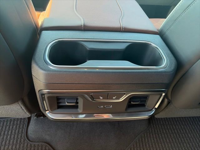 New 2026 GMC Sierra 1500 Denali Ultimate AWD/4WD image 13