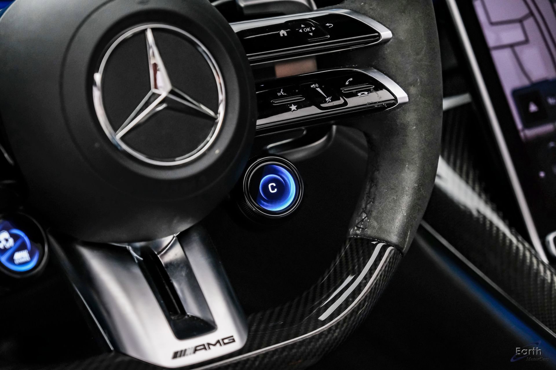 Used 2024 Mercedes-Benz SL 43 AMG image 55