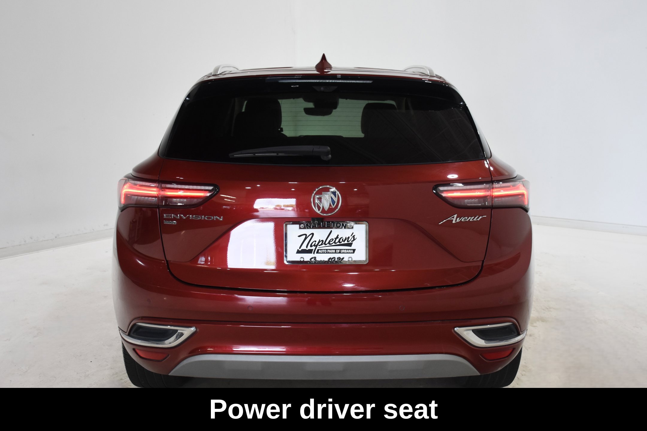 Used 2023 Buick Envision Avenir AWD/4WD image 6
