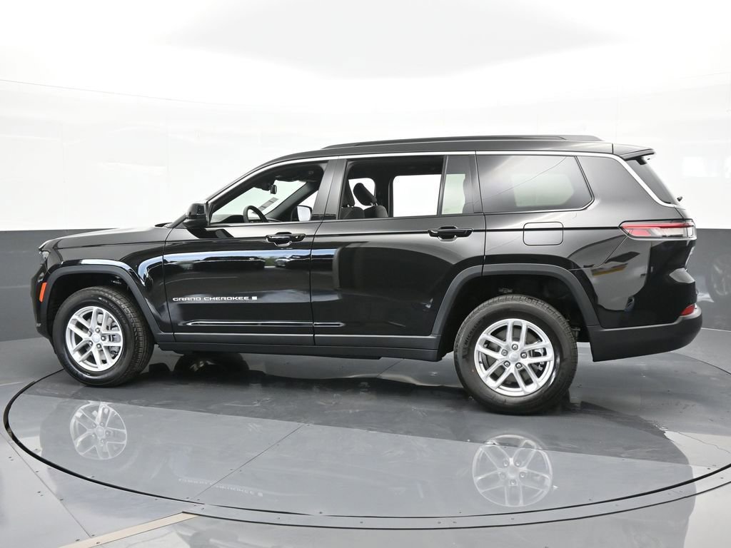 Used 2024 Jeep Grand Cherokee L Laredo w/ Luxury Tech Group I image 3