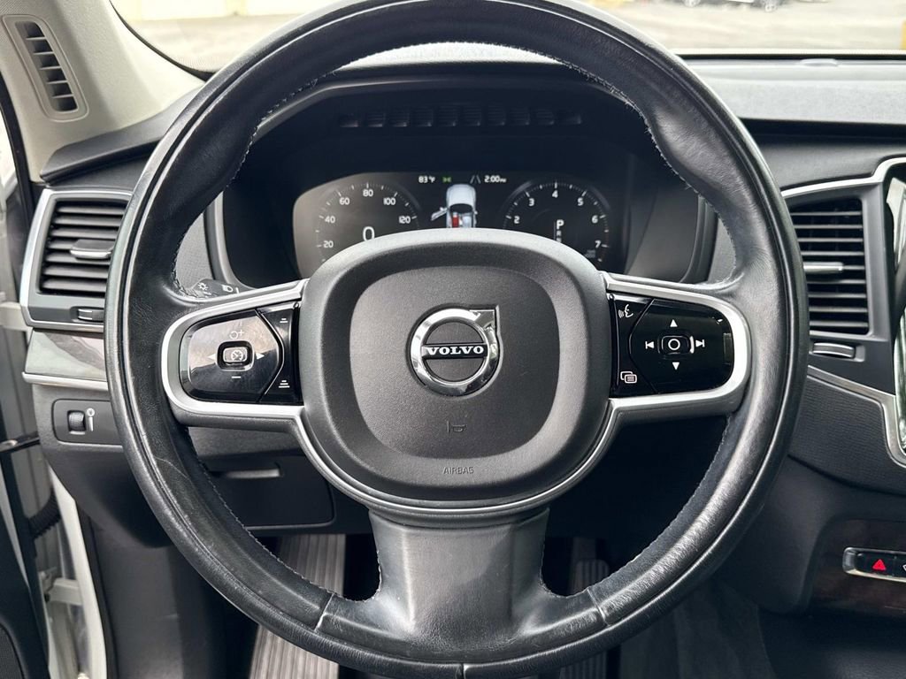 Used 2019 Volvo XC90 T6 Momentum w/ Advanced Package image 11