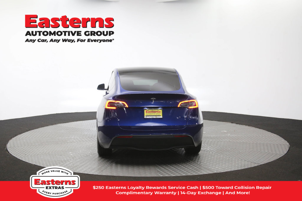 Used 2021 Tesla Model Y Long Range AWD/4WD image 35