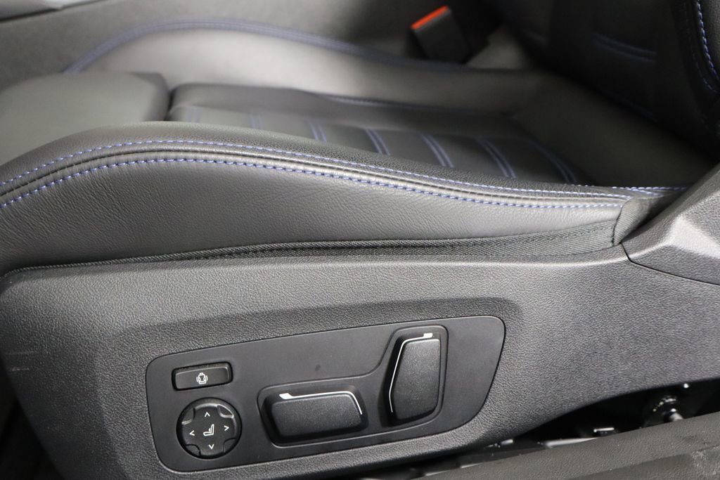 Used 2025 BMW M2 image 17