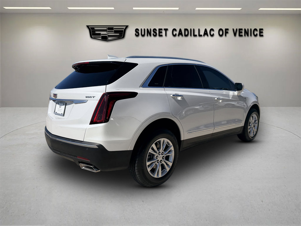 Used 2023 Cadillac XT5 Luxury FWD image 3