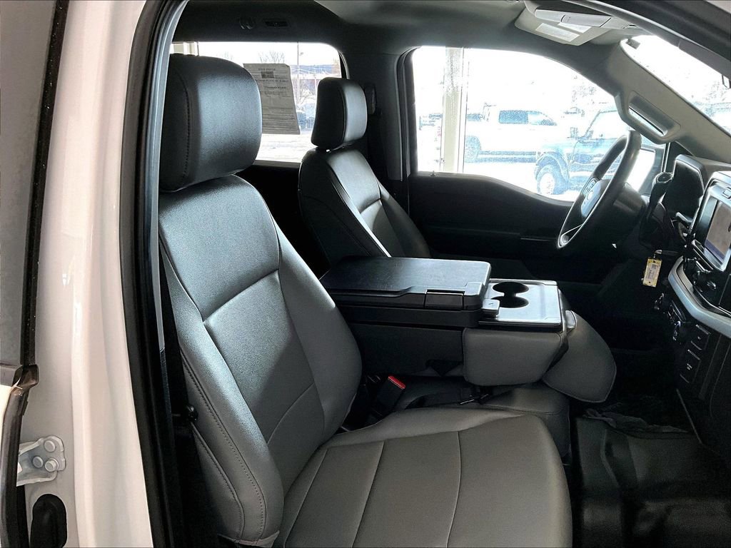 Used 2022 Ford F150 XL w/ Trailer Tow Package image 11