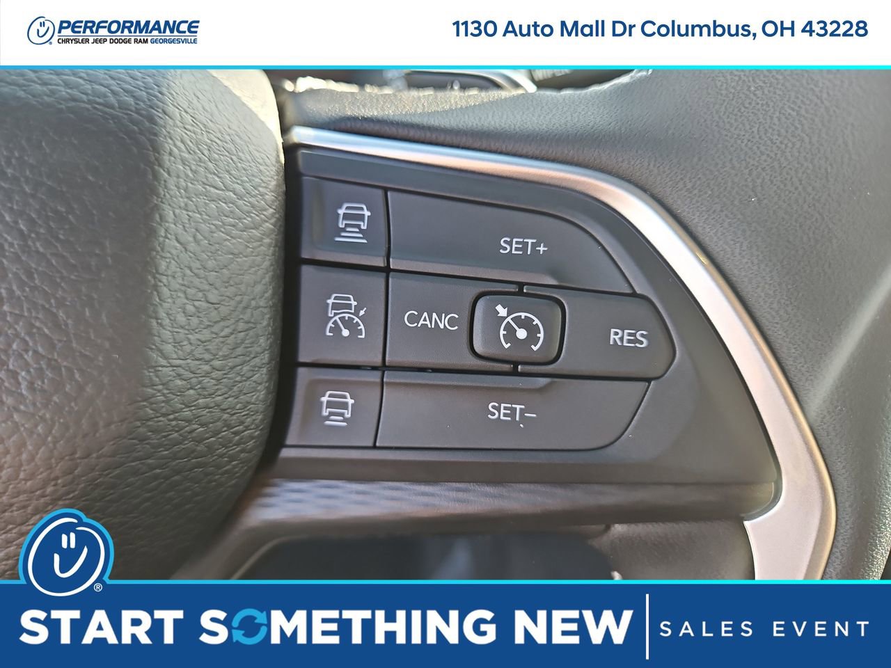 New 2025 Jeep Grand Cherokee L Laredo image 28