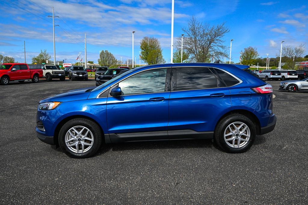 Certified 2024 Ford Edge SEL w/ Convenience Package AWD/4WD image 8