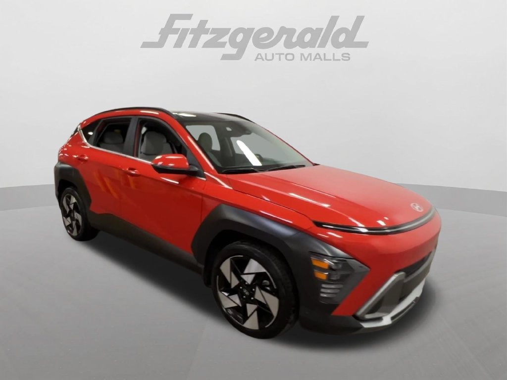 Used 2025 Hyundai Kona Limited FWD image 2