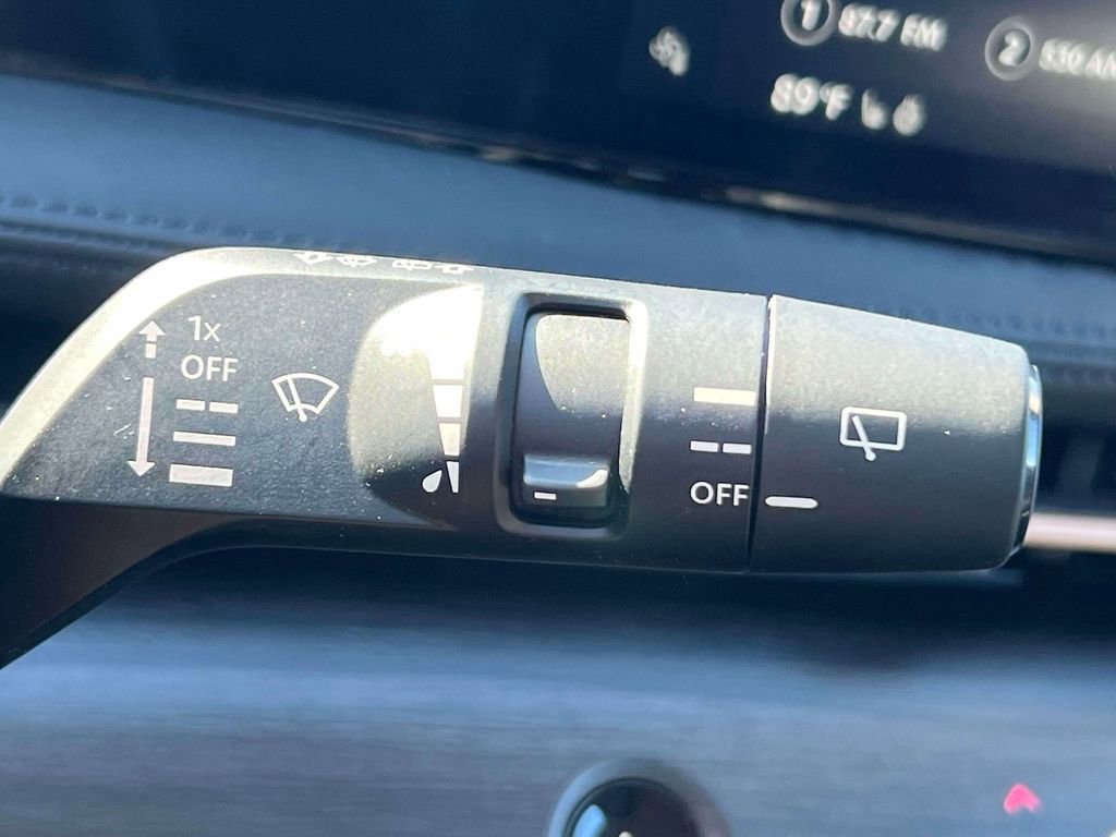 Used 2024 Nissan Ariya AWD image 24