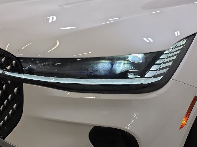 New 2026 Lincoln Nautilus Reserve AWD/4WD image 26