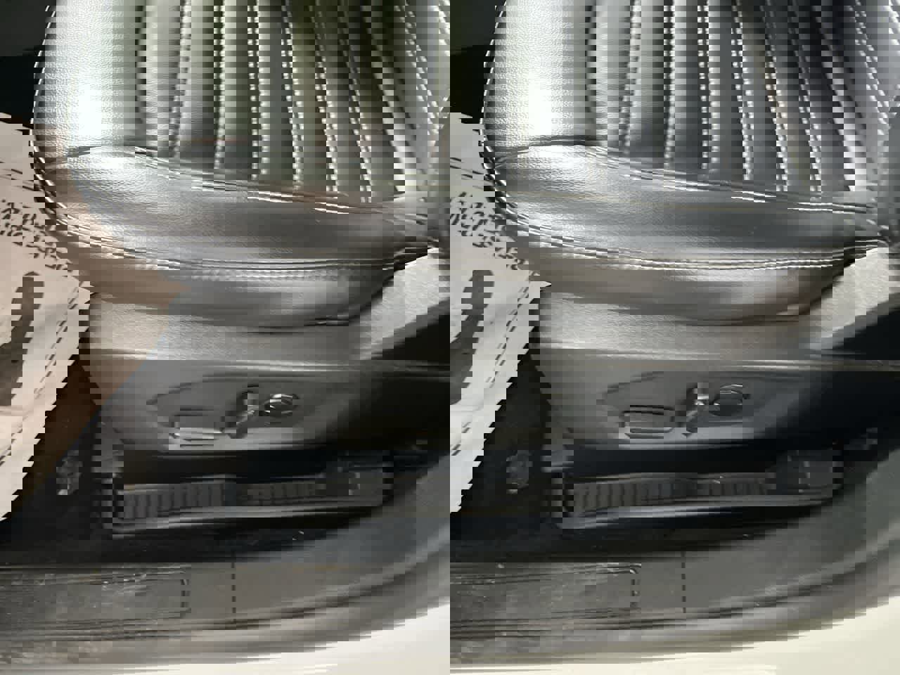 Used 2024 Ford Edge SEL image 14