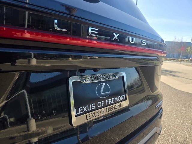 Certified 2025 Lexus TX 500h AWD w/ Technology Package image 17