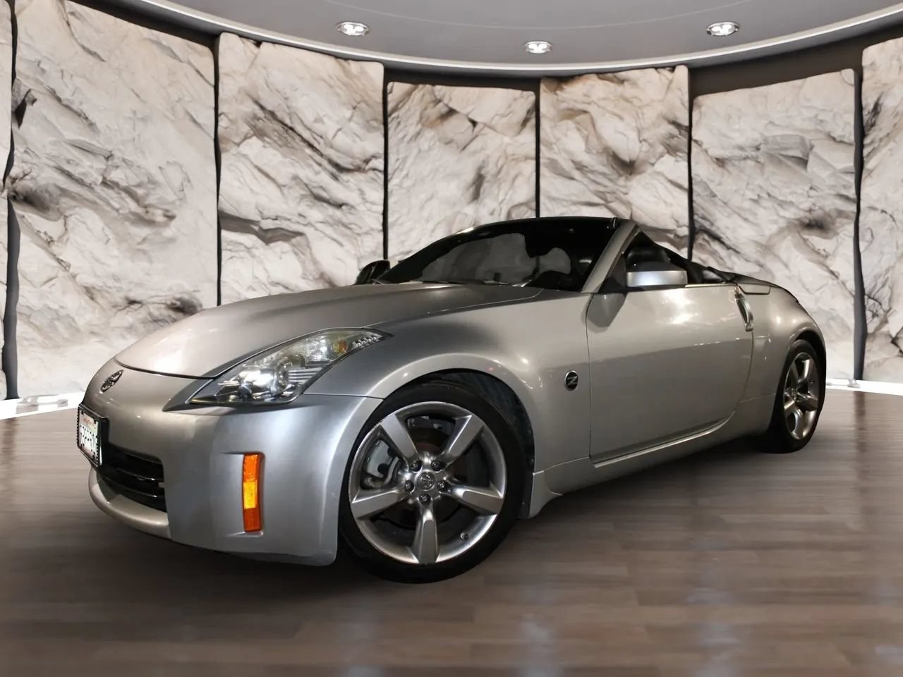 Used 2007 Nissan 350Z Touring RWD image 1