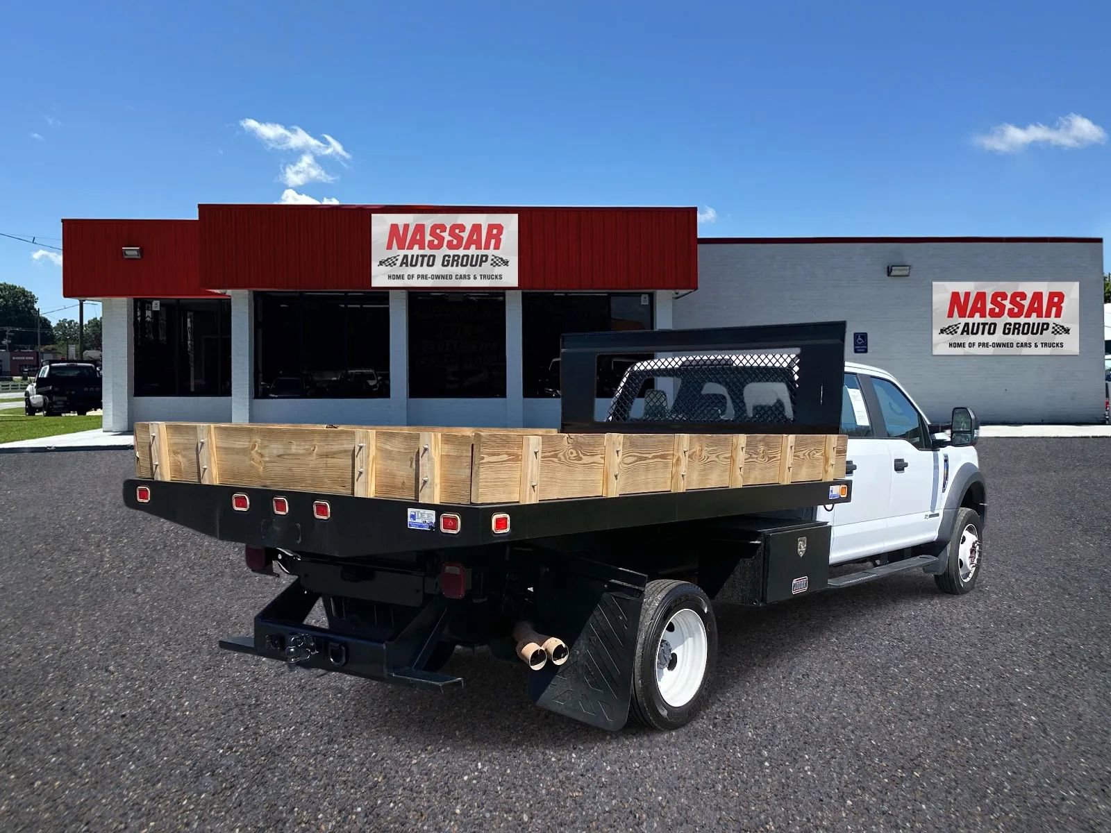 Used 2019 Ford F450 XL w/ Power Equipment Group image 4