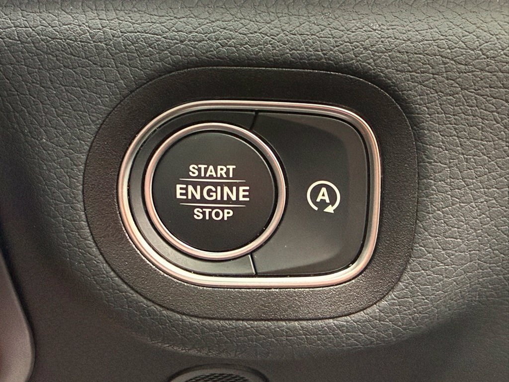 Used 2026 Mercedes-Benz GLS 450 4MATIC image 46