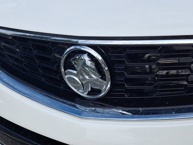 Used 2017 Chevrolet SS RWD image 31