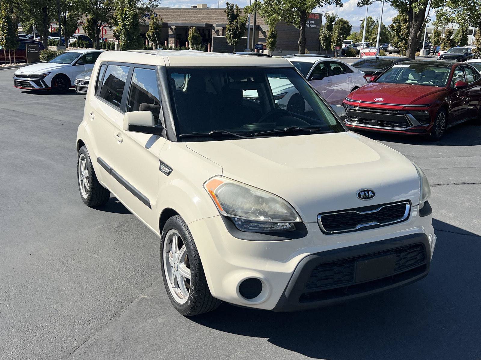 Used 2012 Kia Soul FWD image 12