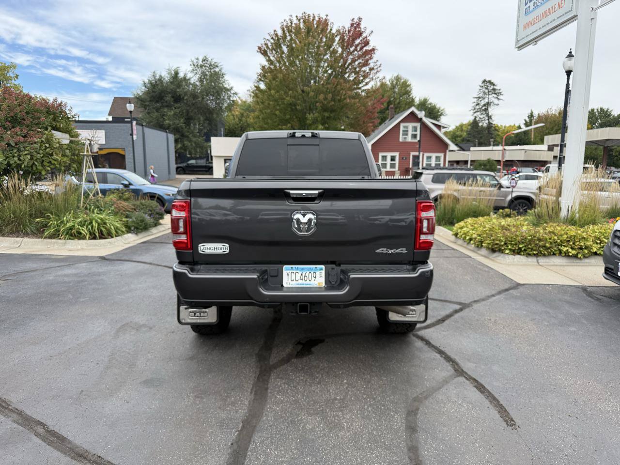 Used 2022 RAM 3500 Limited AWD/4WD image 3