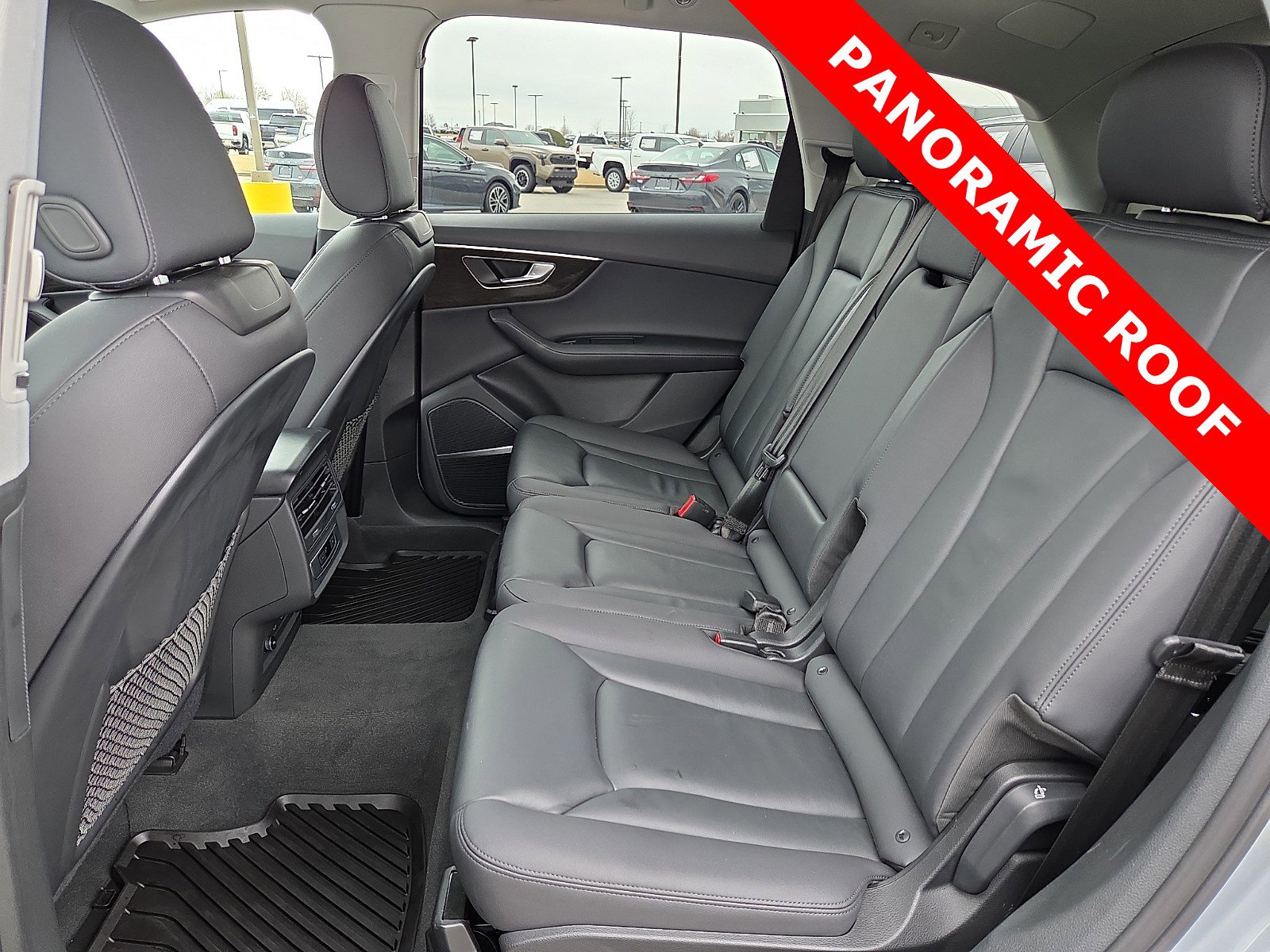 Used 2023 Audi Q7 Premium Plus image 10