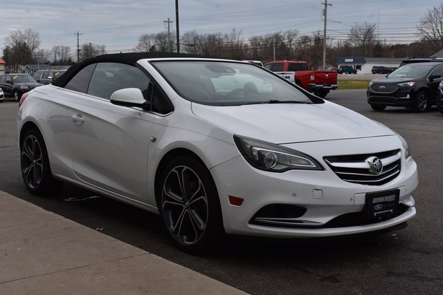 Used 2017 Buick Cascada Premium image 7