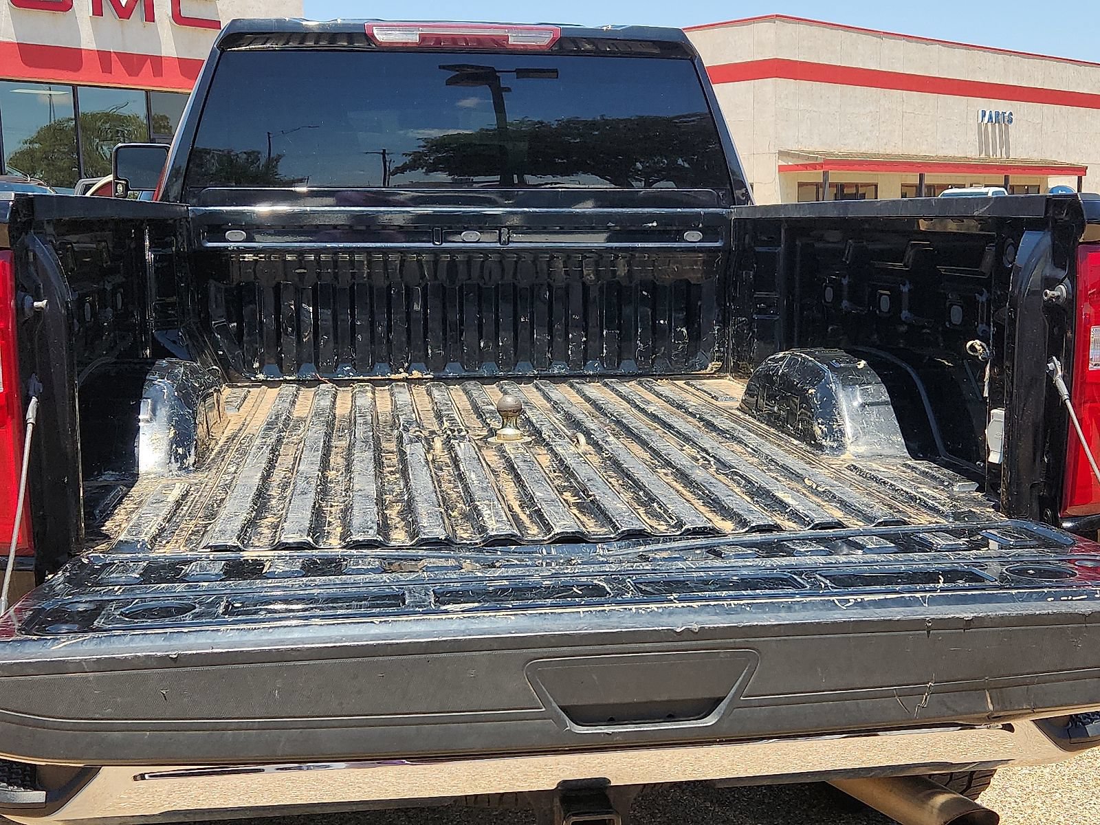 Used 2022 Chevrolet Silverado 2500 LTZ AWD/4WD image 11