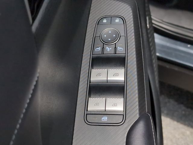 Used 2025 Mitsubishi Outlander SE FWD image 16