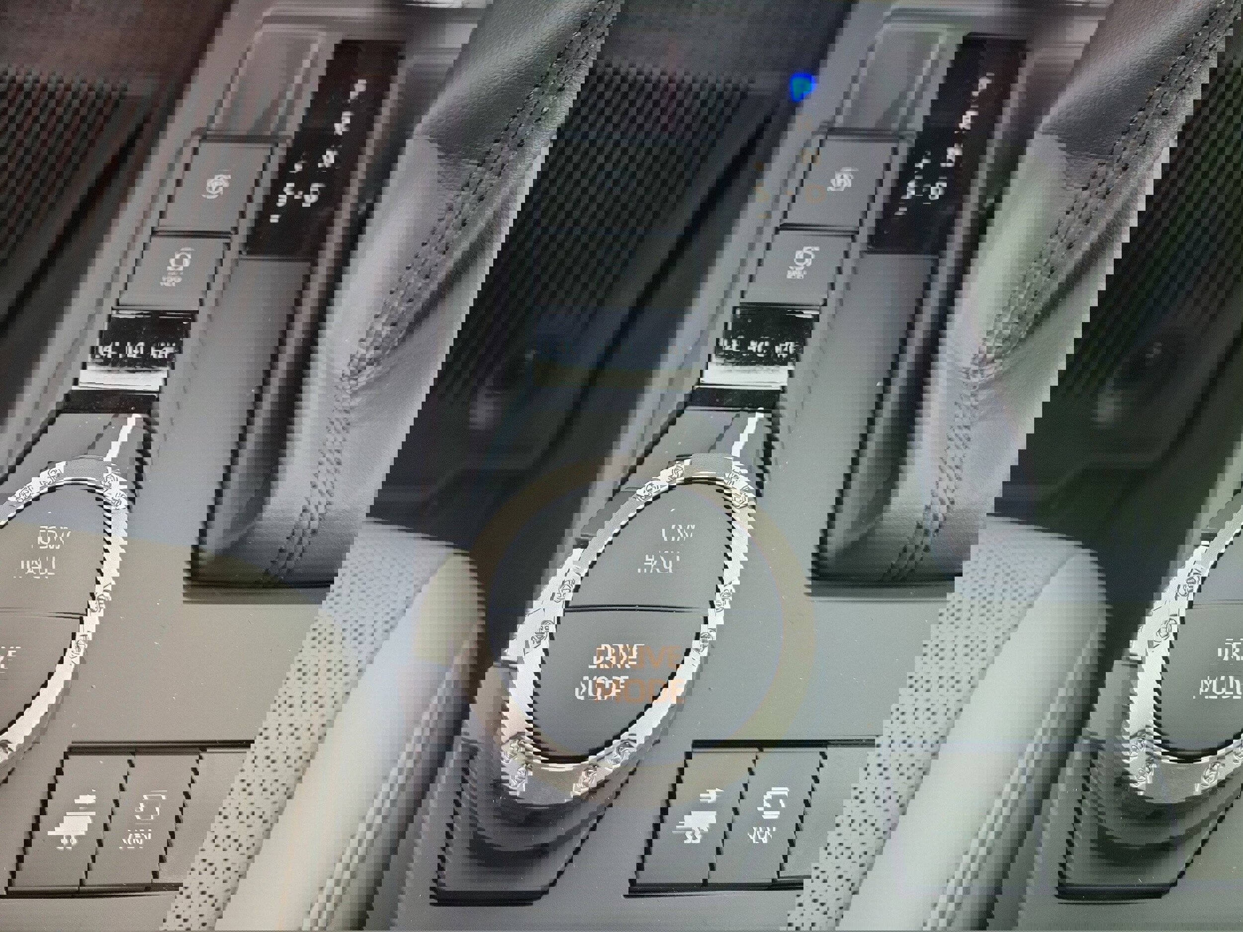 New 2025 Toyota Tacoma Limited image 23