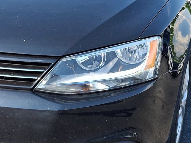 Used 2014 Volkswagen Jetta SE FWD image 12