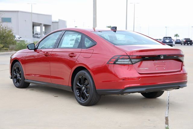 New 2025 Honda Accord SE image 6