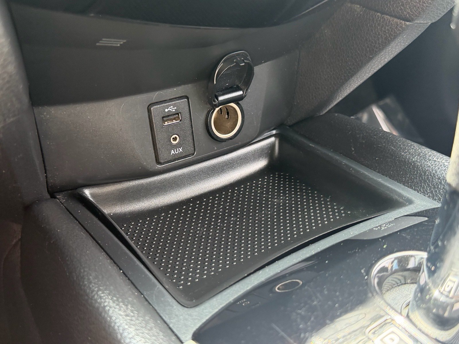 Used 2016 Nissan Rogue S FWD image 24