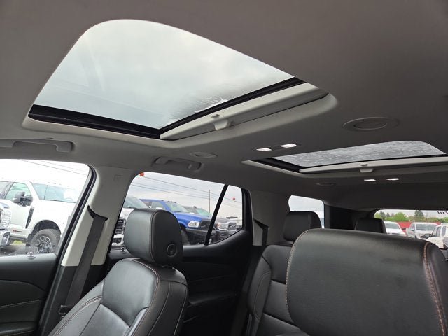 Used 2019 Chevrolet Traverse RS AWD/4WD image 9