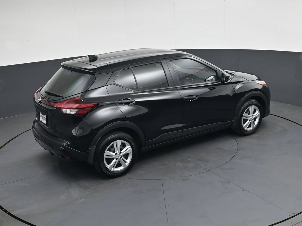 Certified 2025 Nissan Kicks Play S FWD image 34