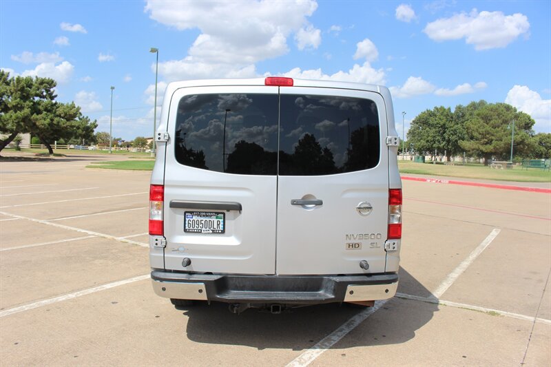 Used 2014 Nissan NV 3500 SL w/ Technology Package RWD image 4