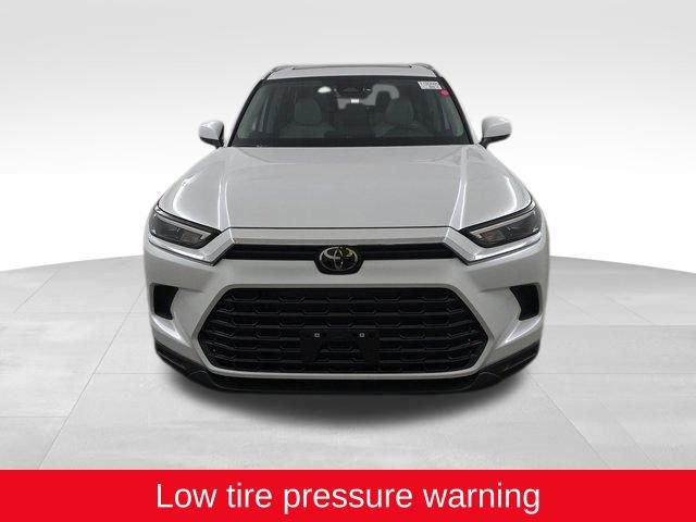 Used 2025 Toyota Grand Highlander FWD image 6