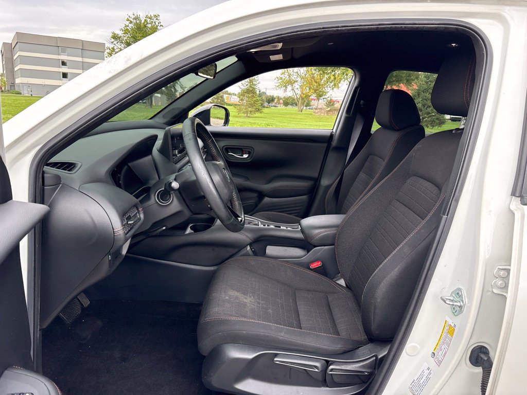 Used 2024 Honda HR-V Sport image 14