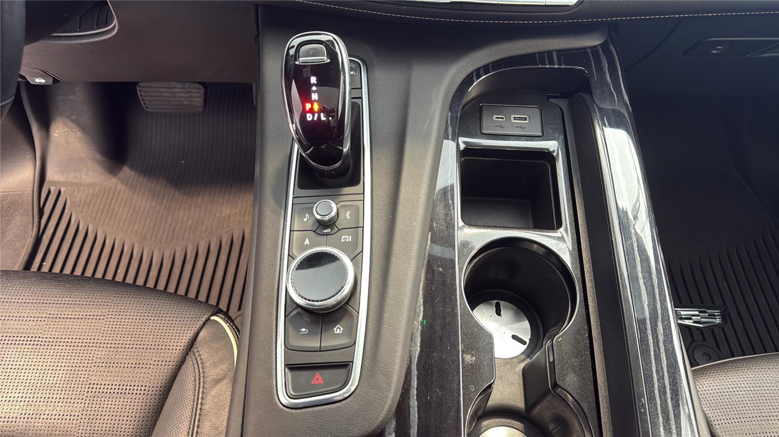 Used 2021 Cadillac Escalade ESV Sport w/ Driver Assist Tech Package AWD/4WD image 22