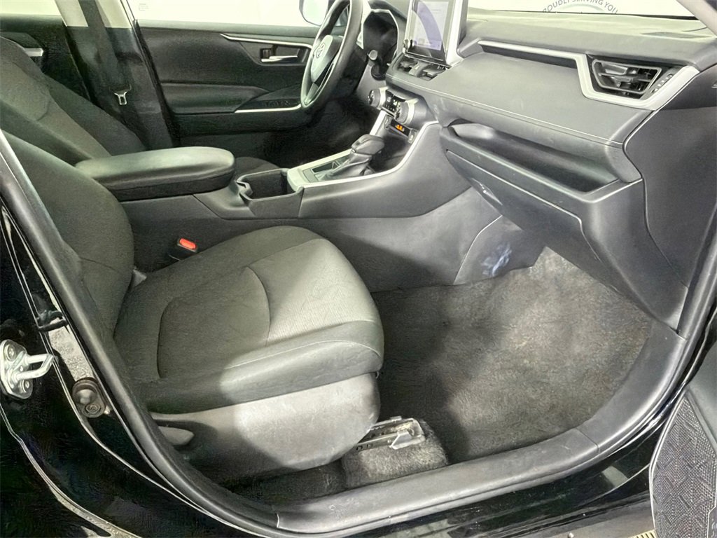 Used 2024 Toyota RAV4 XLE image 13