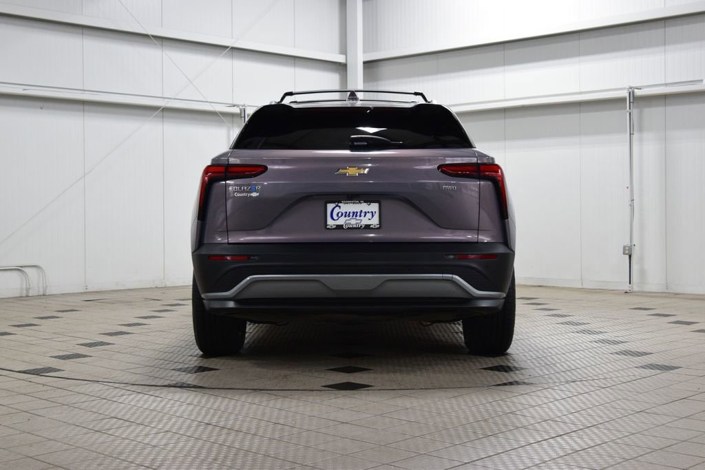 Used 2024 Chevrolet Blazer EV LT image 7
