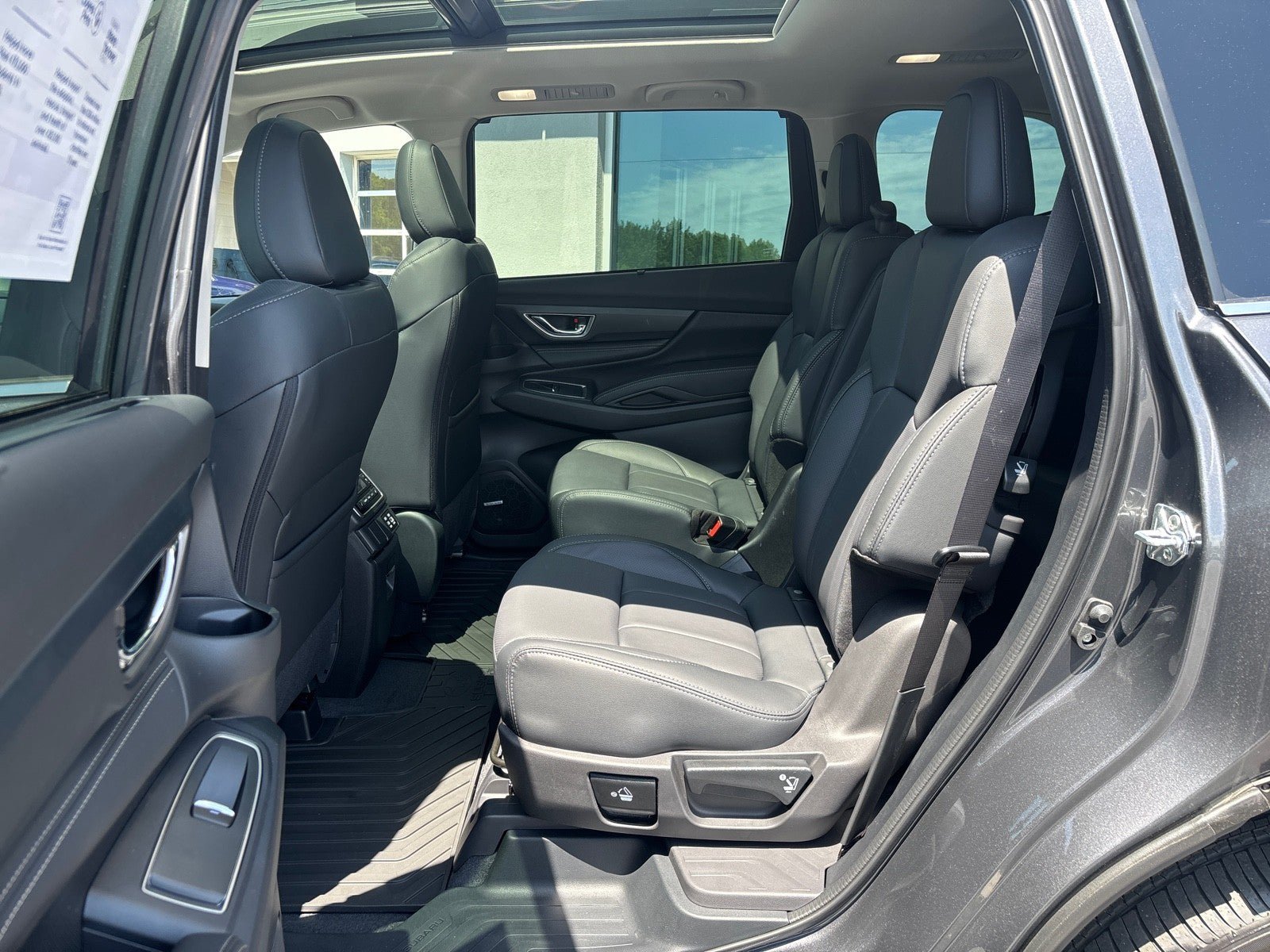 New 2026 Subaru Ascent Limited AWD/4WD image 32