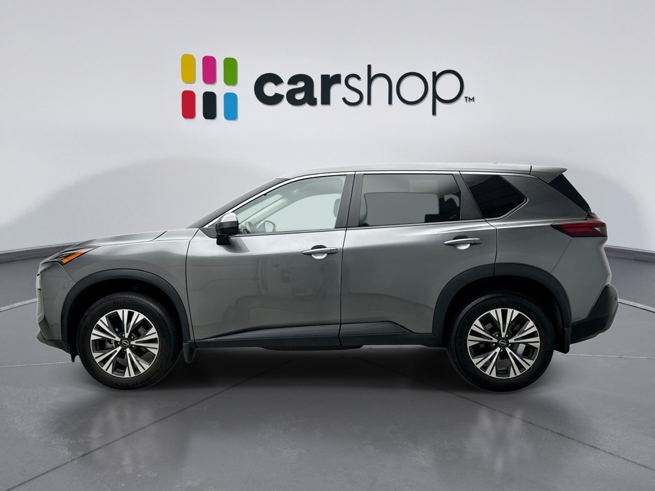 Used 2023 Nissan Rogue SV AWD/4WD image 2