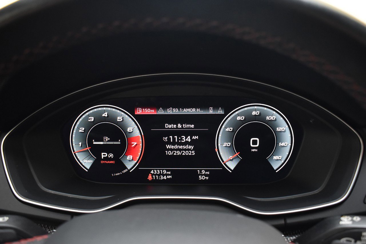 Used 2023 Audi SQ5 Premium Plus w/ Premium Plus Package image 30