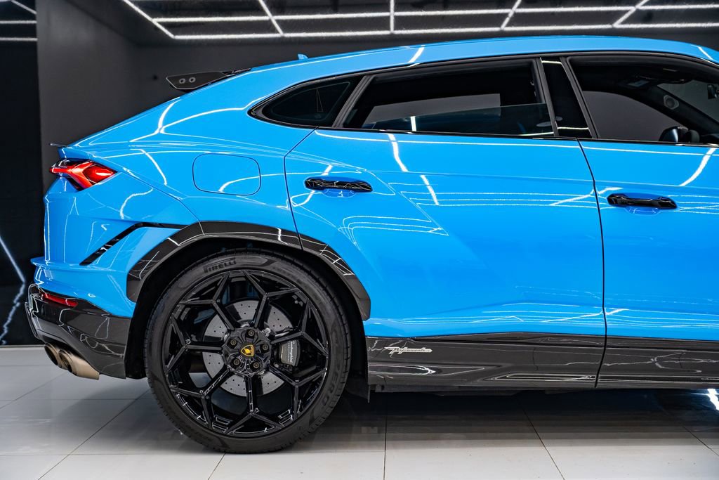 Used 2024 Lamborghini Urus Performante AWD/4WD image 7
