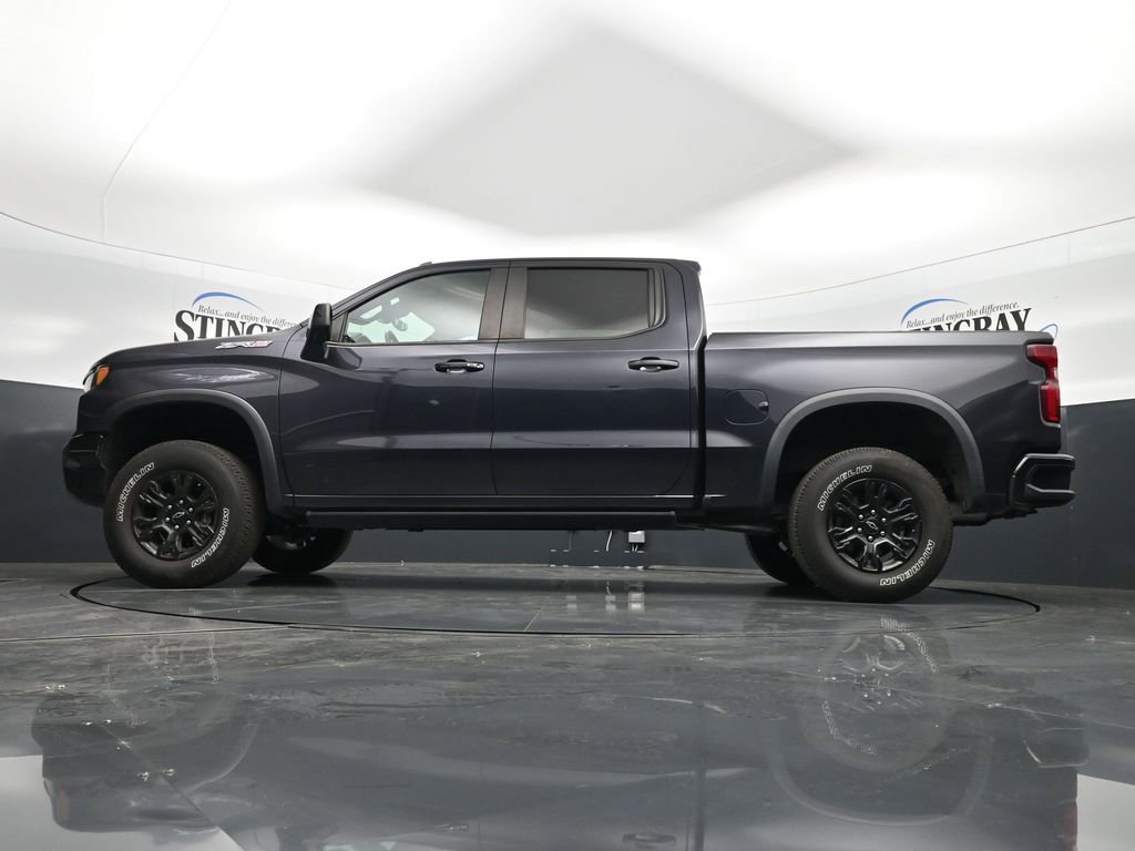 Used 2022 Chevrolet Silverado 1500 ZR2 w/ Technology Package image 20