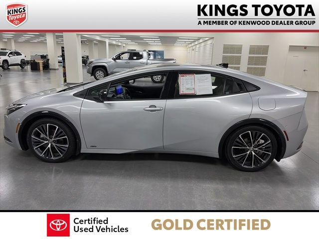 Used 2024 Toyota Prius Limited w/ Limited Premium Package AWD/4WD image 5