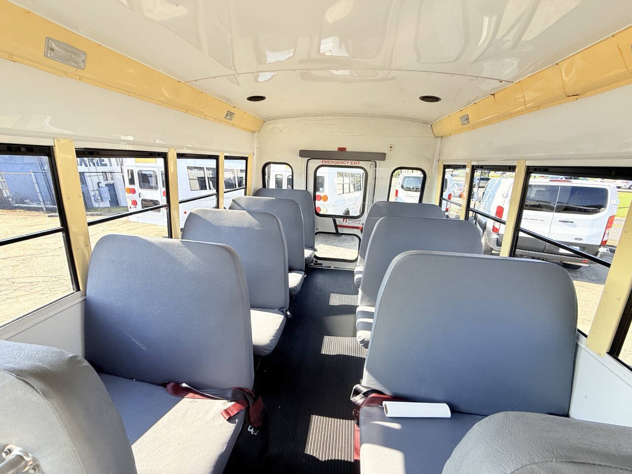 Used 2009 Chevrolet Express 3500 w/ School Bus Package RWD image 7